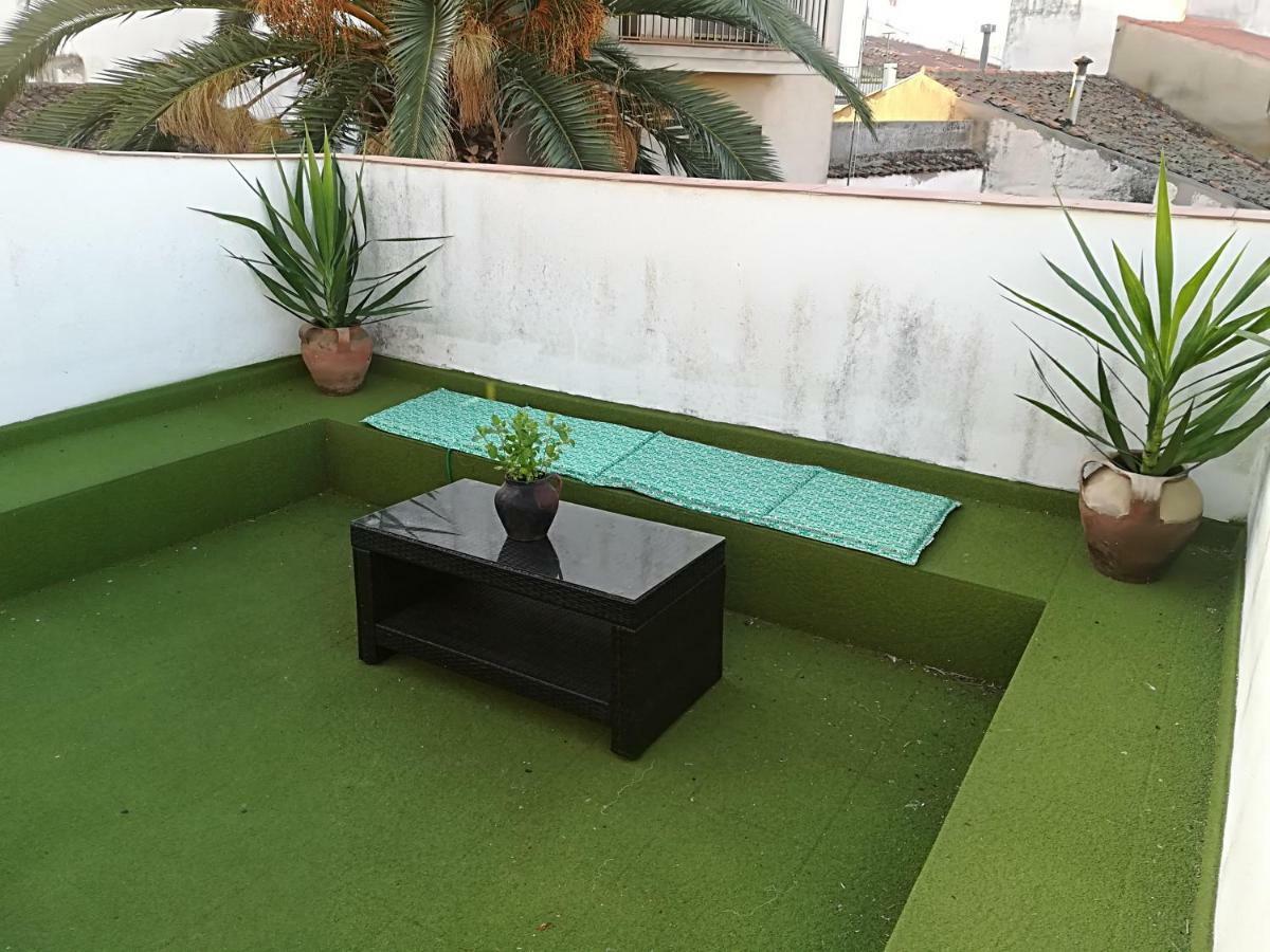 Apartamentos Andrada Casar de Cáceres エクステリア 写真