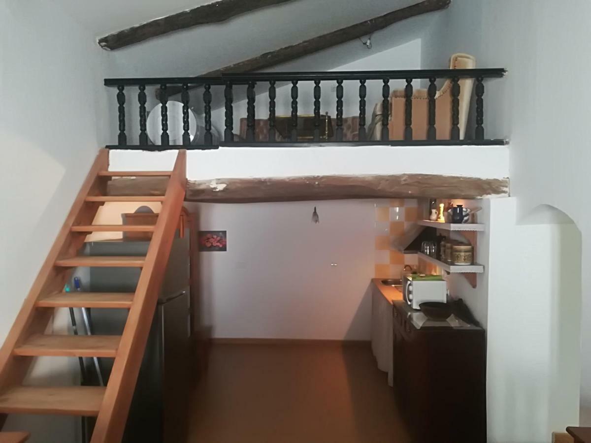 Apartamentos Andrada Casar de Cáceres エクステリア 写真