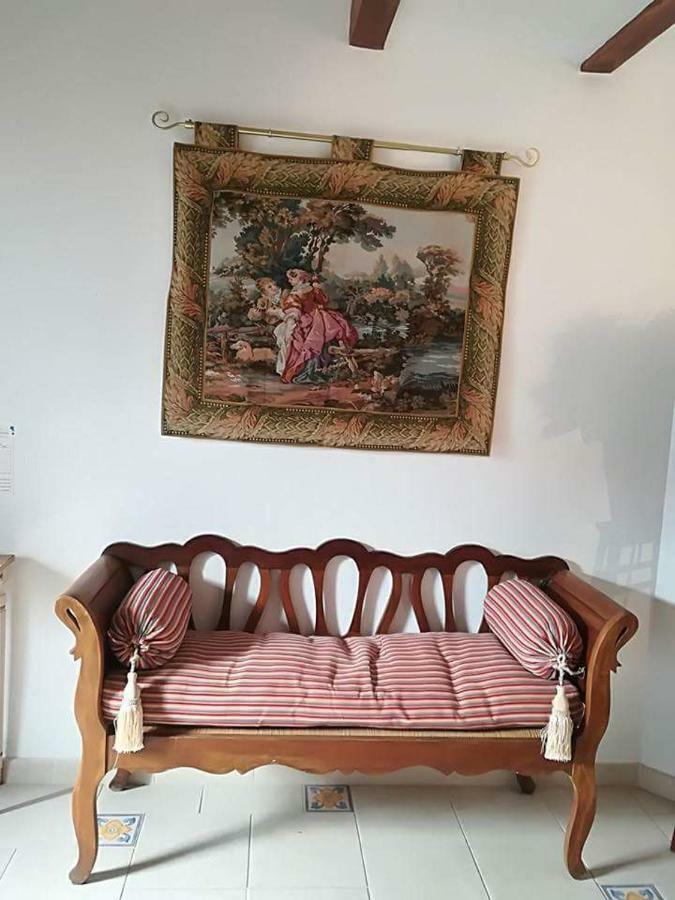 Apartamentos Andrada Casar de Cáceres エクステリア 写真